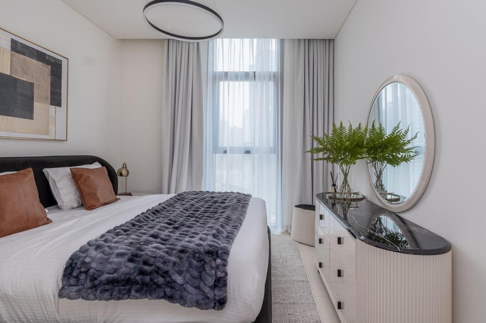 Apartment Luxury Escapes - Stylish 2br With Balcony In Burj Crown Downtown *